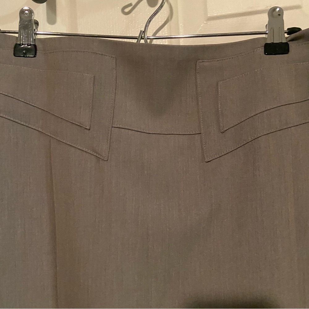 Express Skirt - Picture 4 of 7